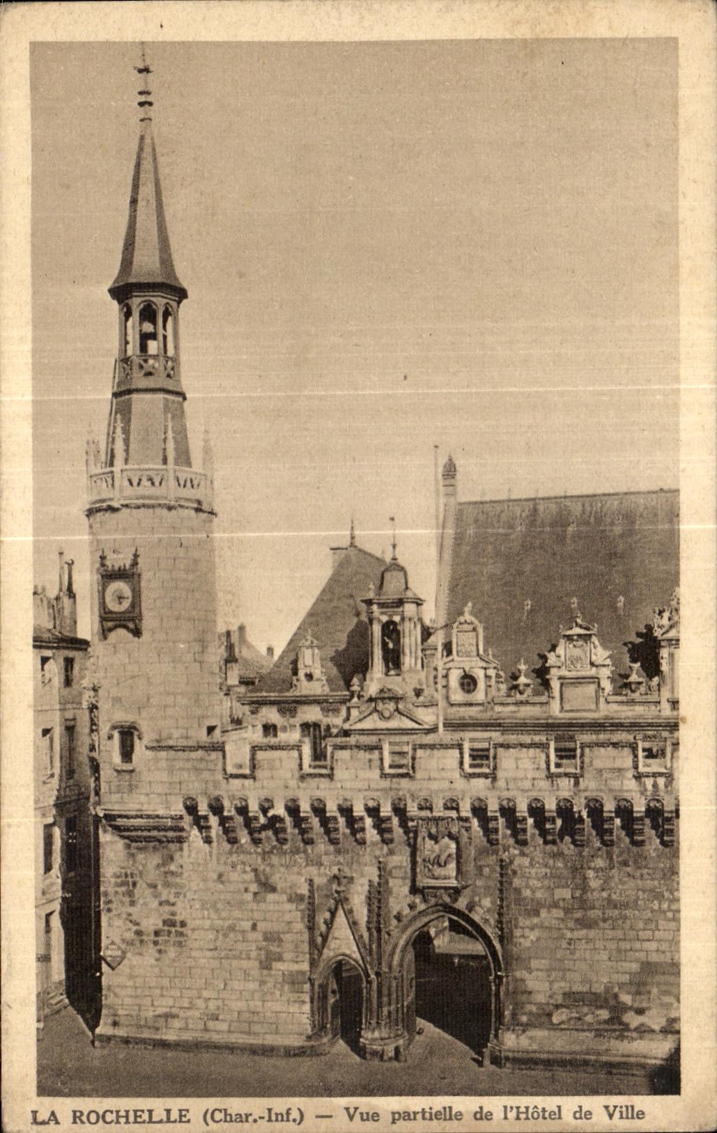 La Rochelle (Char.-Inf.) — Vue partielle de l'Hôtel de Ville