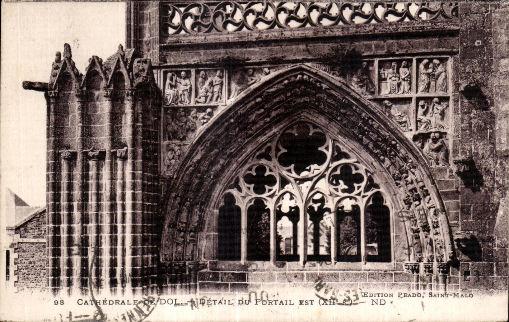 CPA Cathedrale De Dol Detail Du Portail Est