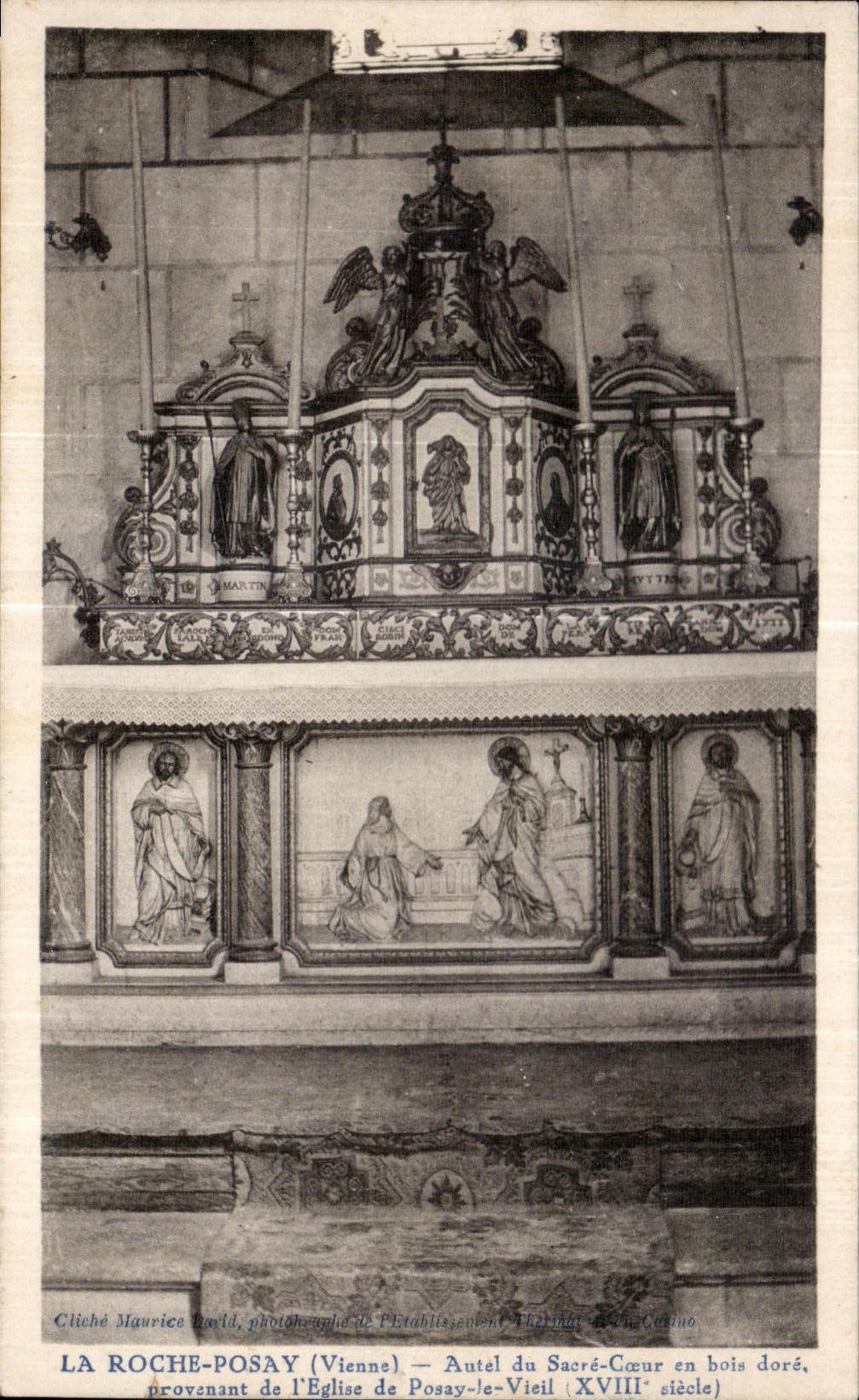 CPA La Roche Posay (Vienne) Autel du Sacre Coeur en bois dore prevenant de l eglise de Posay le Vieil