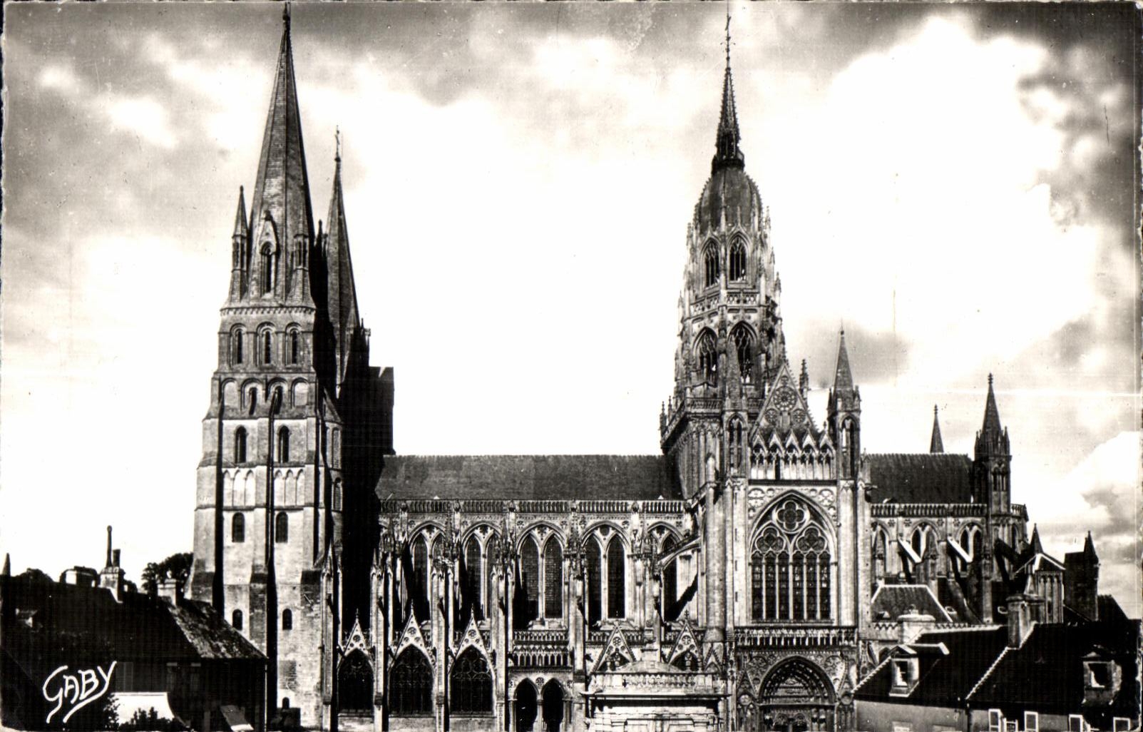 Bayeux — La Cathédrale Notre-Dame — Éditions Gaby