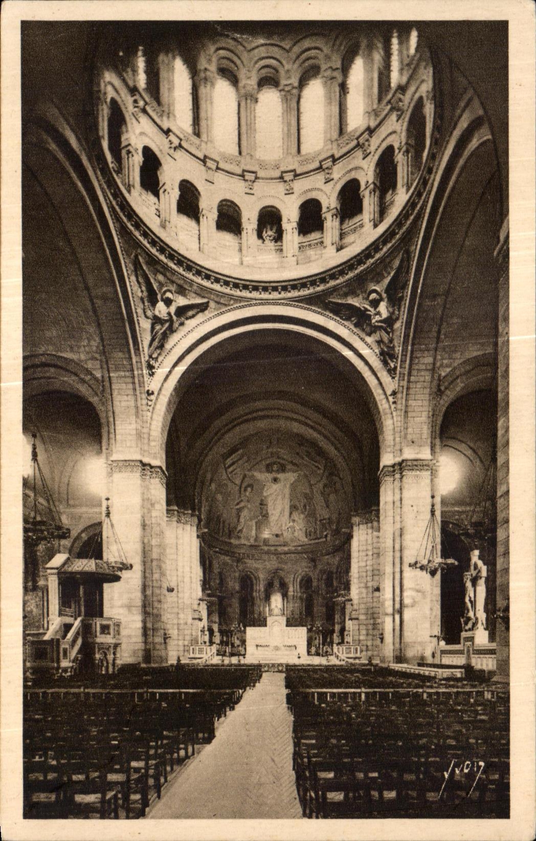 CPA Paris Montmartre Basilique Sacre Coeur Le choeur 