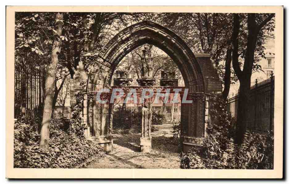 CPA Paris En Flanant Musee de Cluny (Portail de La Vierge Xll e siecle) Cfuny museum (the Holy Virgin porch XIII 