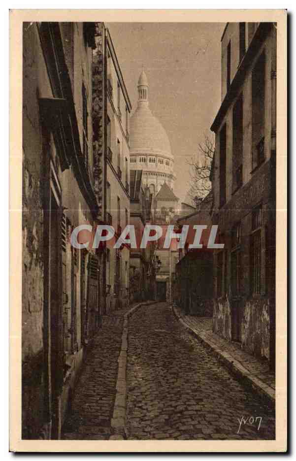 CPA Paris Montmartre La Rue Saint Rustique sacre Coeur