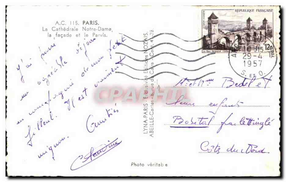 CPA Paris La Cathedrale Notre Dame la Facade et le Parvis — Verso