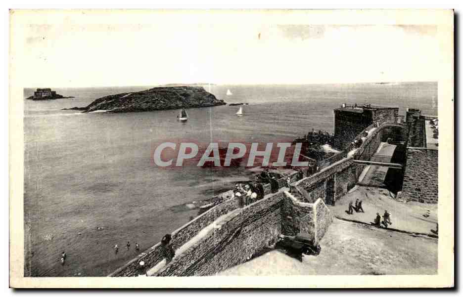 St-Malo - I Remparti e l'Isola del Grand Bey — 1ère des Arts Piétoécamour - Parigi - Strasburgo