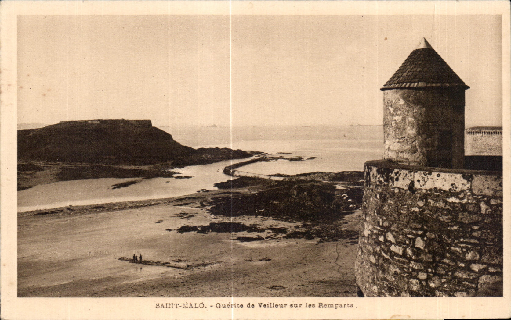 Saint-Malo - Guérite de Veilleur sur les Remparts — Édition M. Pambrun, Dinan, Série 3 N° 5