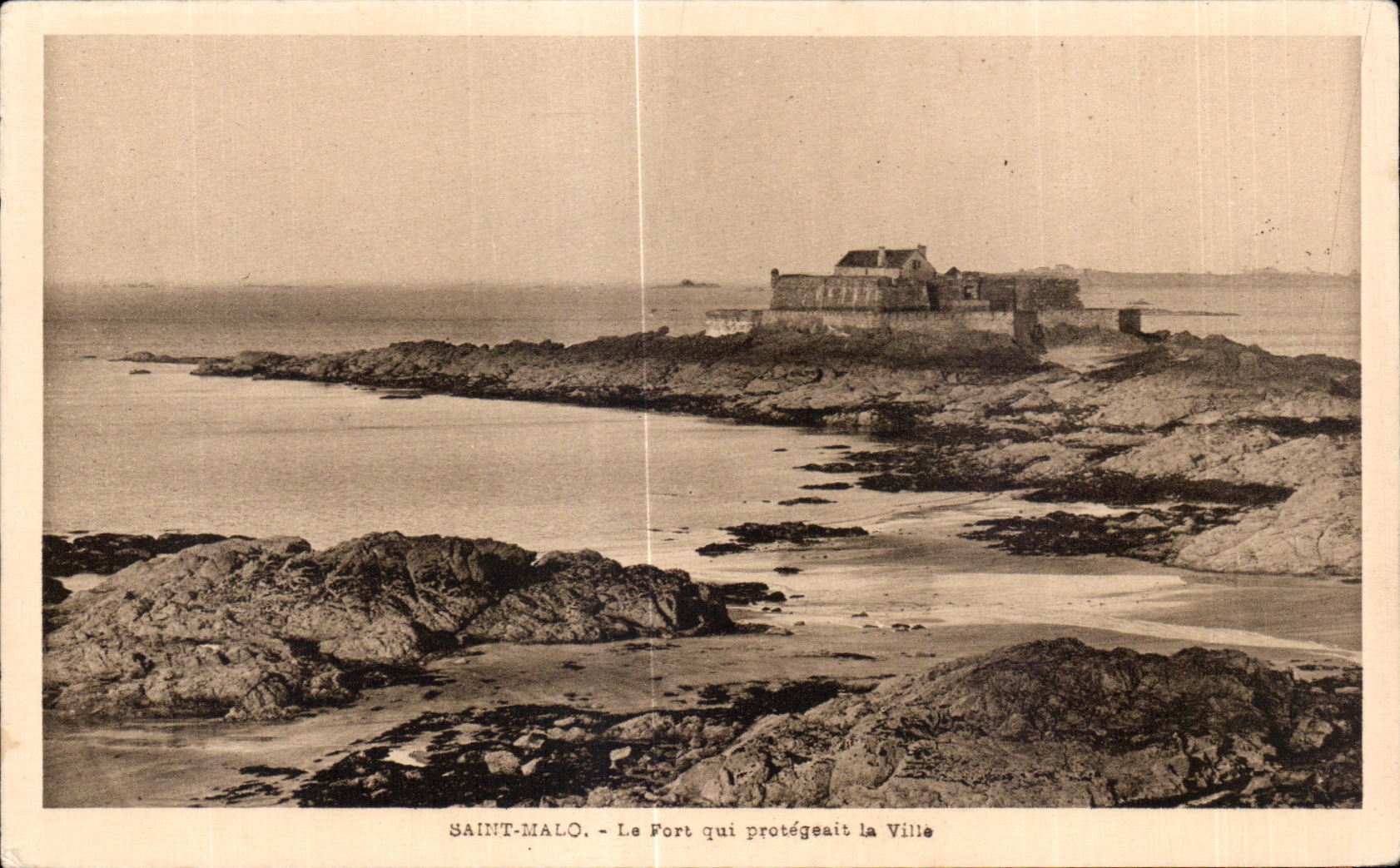 Saint-Malo - Le Fort qui protégeait la Ville — Édition M. Pambrun, Dinan, Série 3 N°8