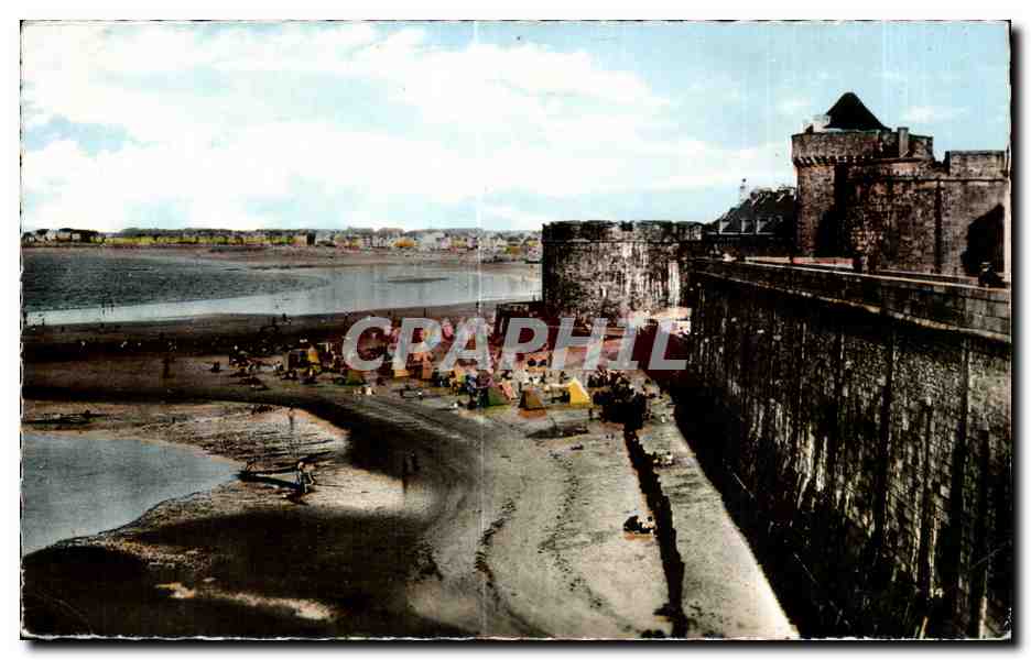 Saint-Malo — La Grande Plage et la Tour « Qui qu'on Grogne » — Éditions Paris