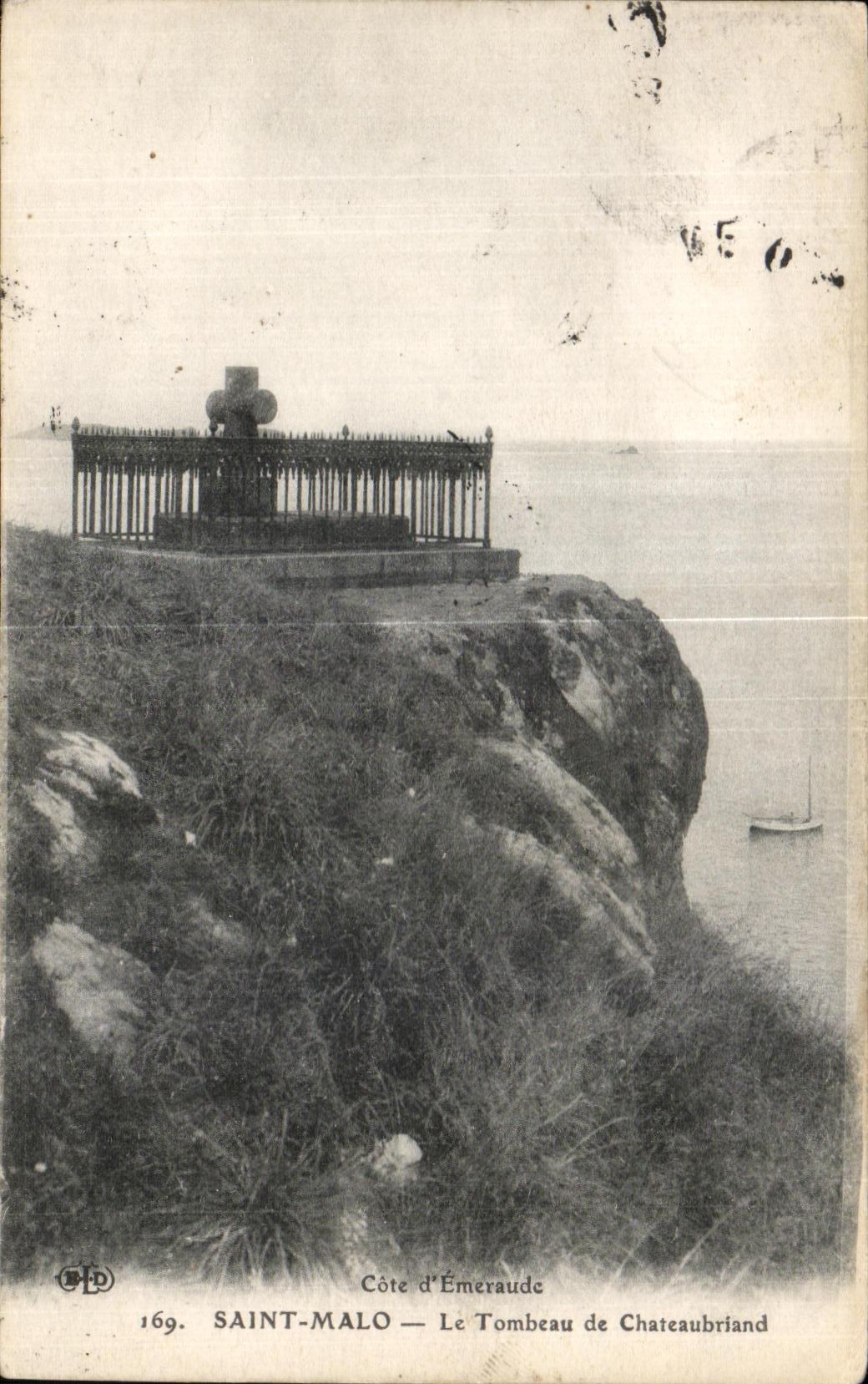 SAINT-MALO — Côte d'Émeraude — Le Tombeau de Chateaubriand