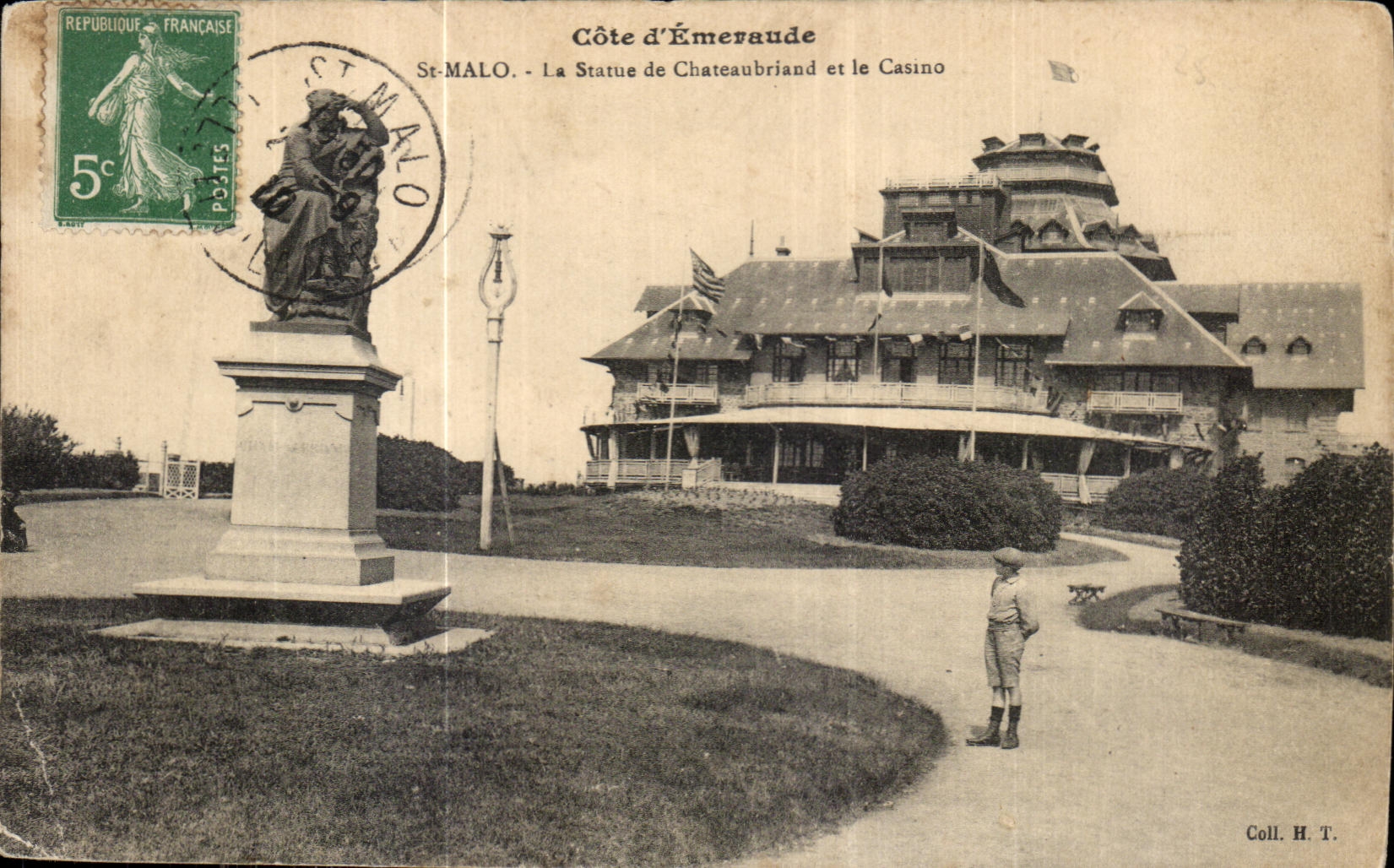 St-Malo - La Statue de Chateaubriand et le Casino - Côte d'Émeraude