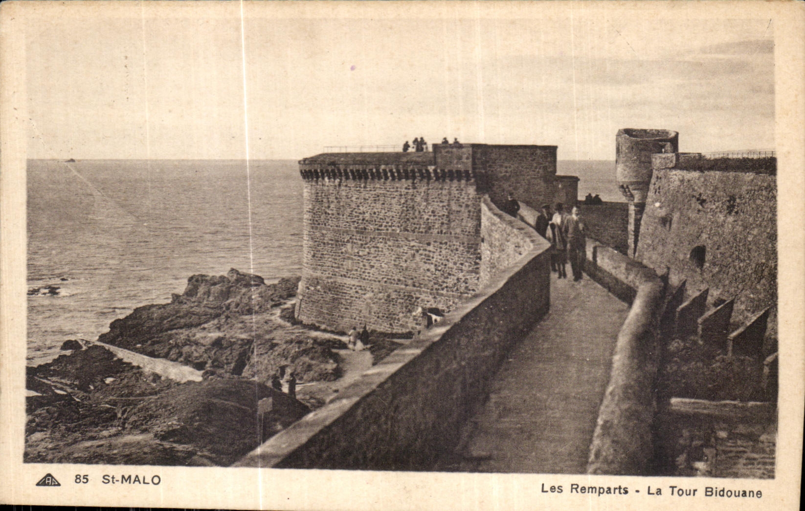 St-Malo — Les Remparts - La Tour Bidouane — CPAPHIL