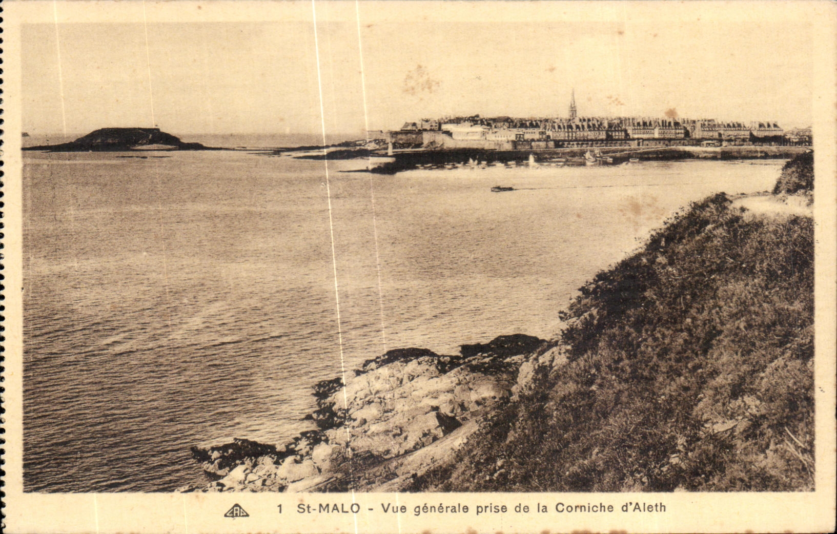 St-Malo - Vista general tomada desde la Corniche d'Aleth — Editor C° Art Photographique des Arts Photomécaniques, Estrasburgo