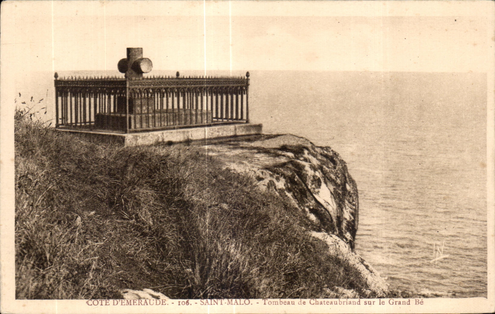 Tumba de Chateaubriand en el Grand Bé — Costa de Emeraude — Saint-Malo