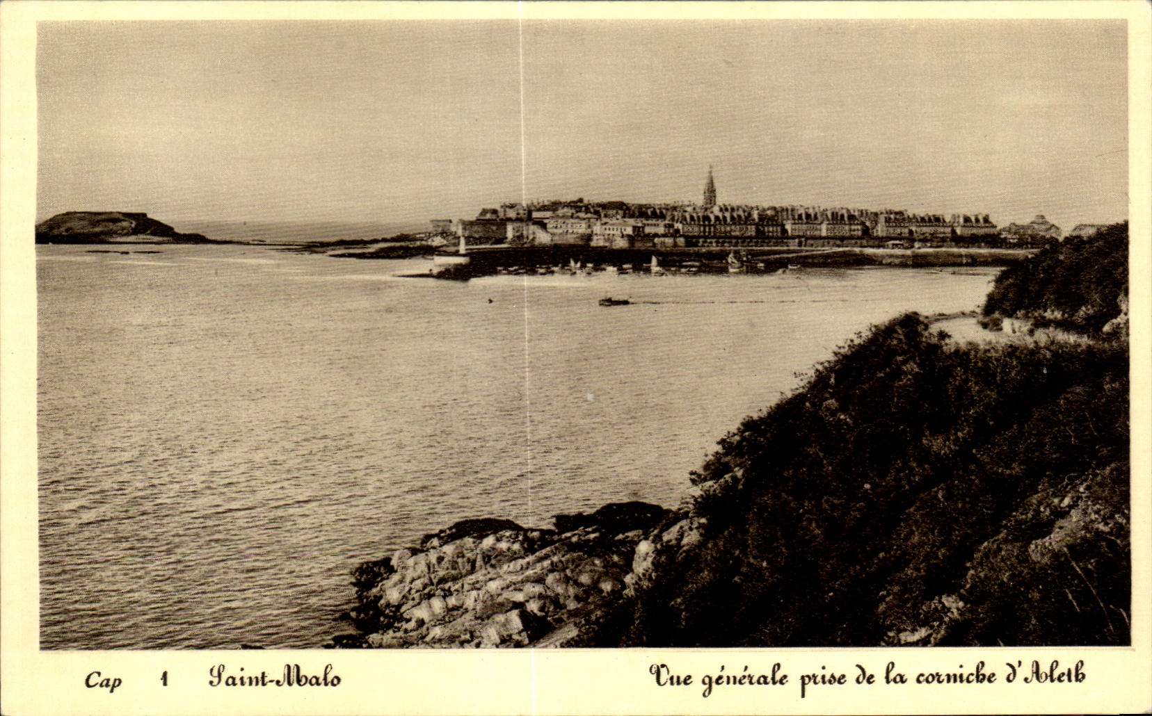 Saint-Malo — Vue générale prise de la corniche d'Aletb — CH des Arts, Strasbourg-Schiltigheim