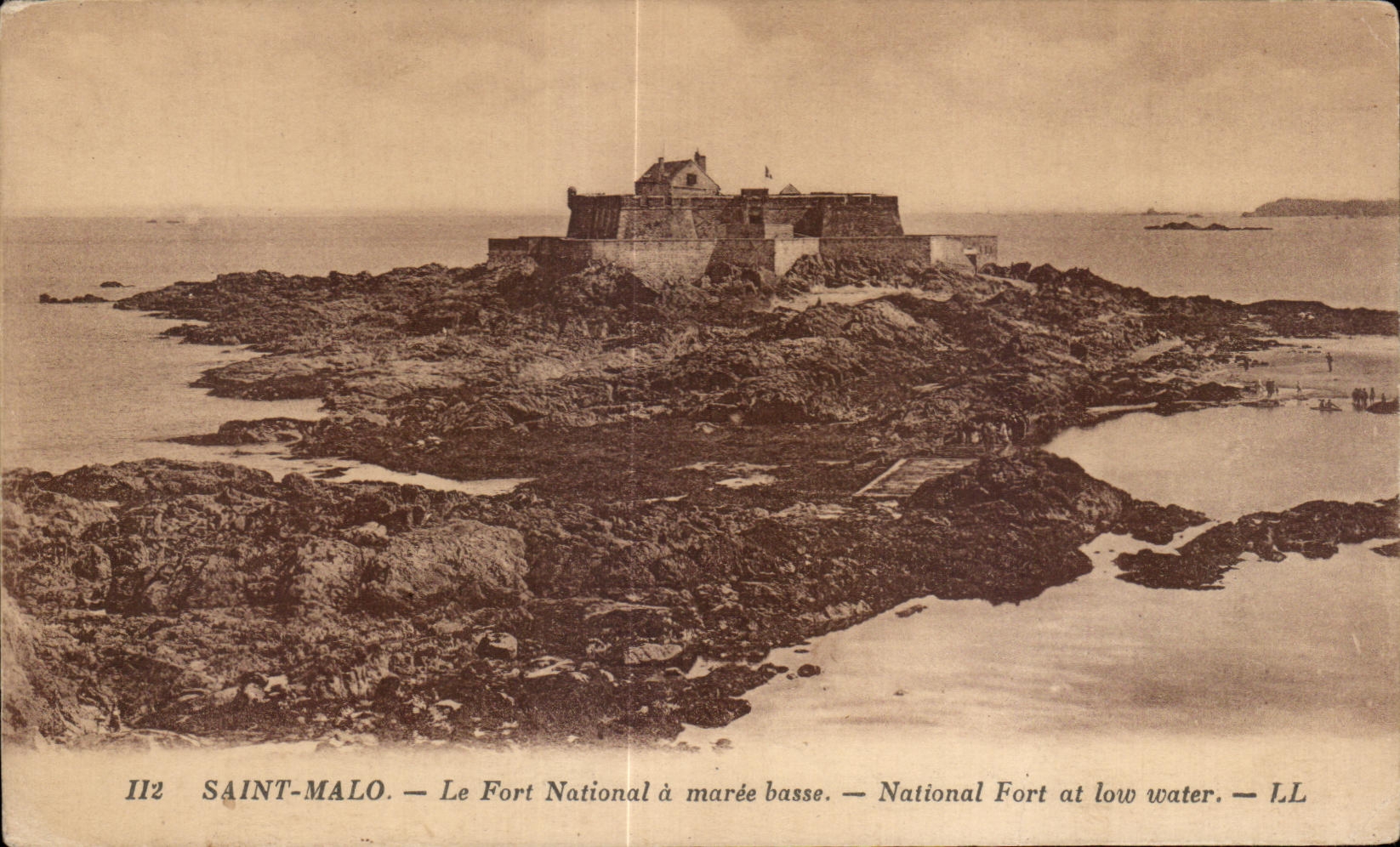 Saint-Malo — Le Fort National à marée basse — LL