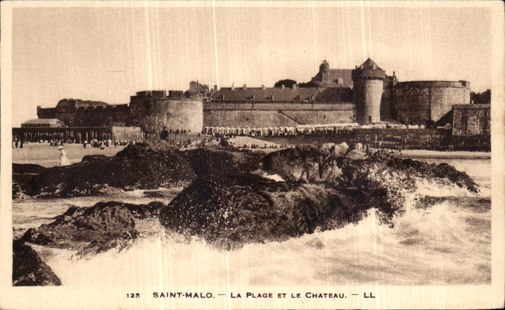 Saint-Malo — La Plage et le Château — LL — n° 125