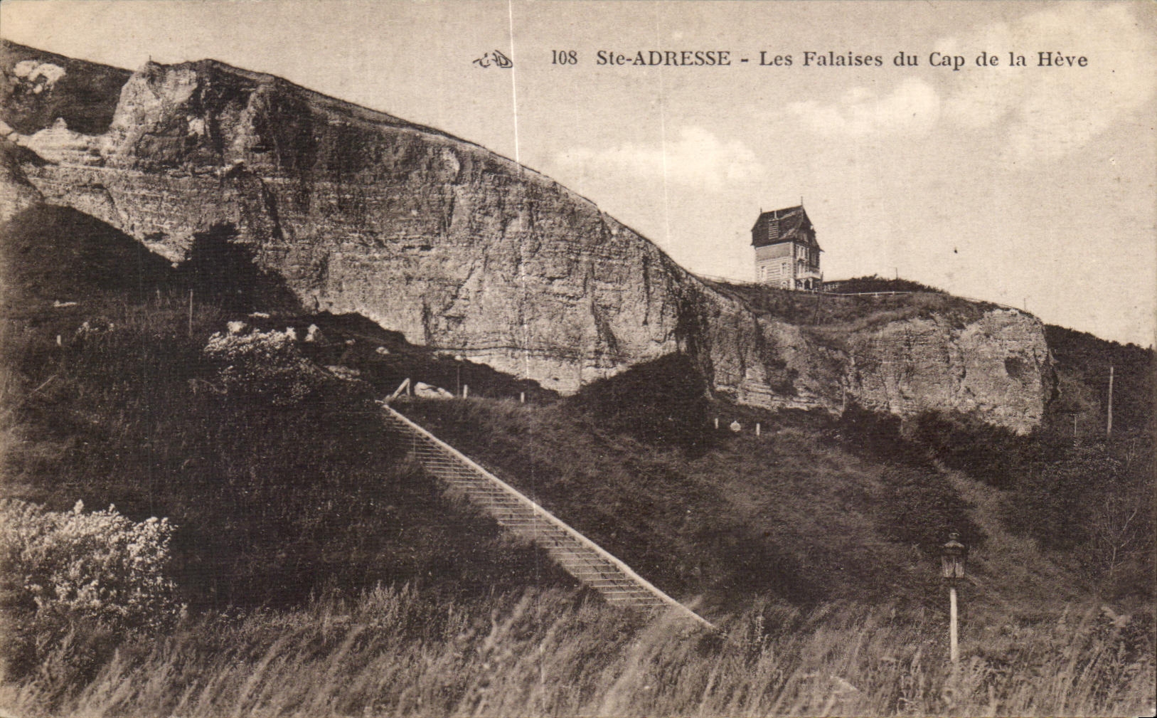 CPA Ste Adresse Les Falaises du Cap de La Heve