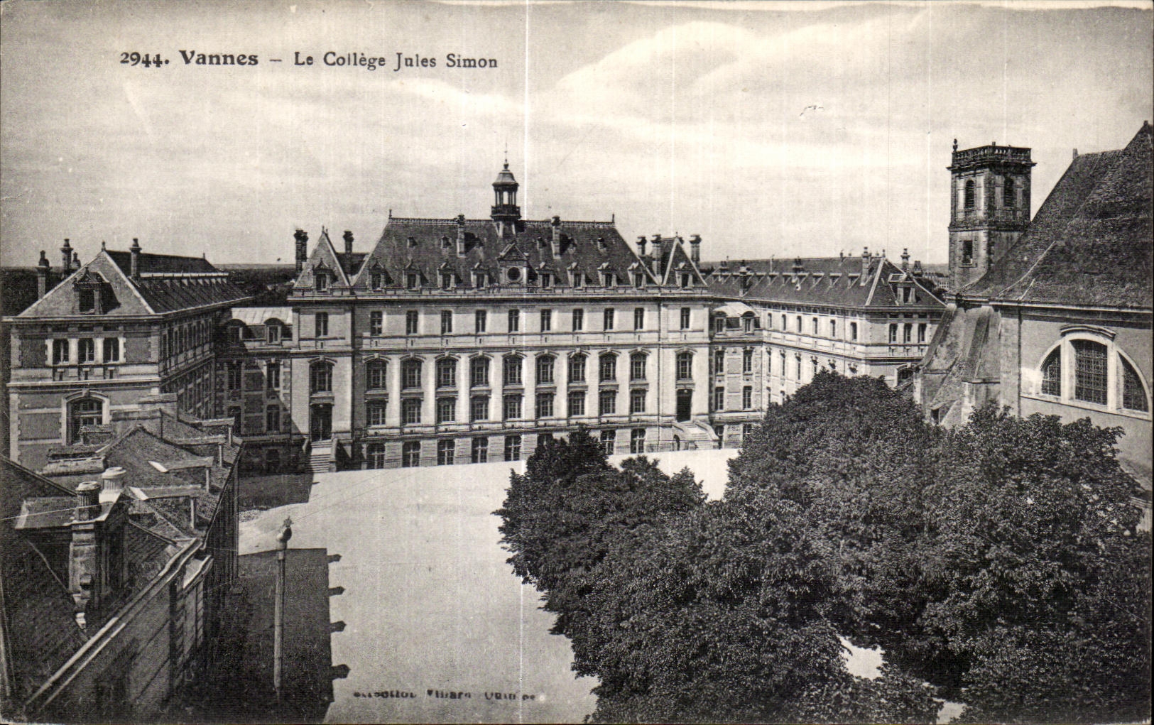 Vannes — Le Collège Jules Simon — éditeur Vigneron, n° 2944