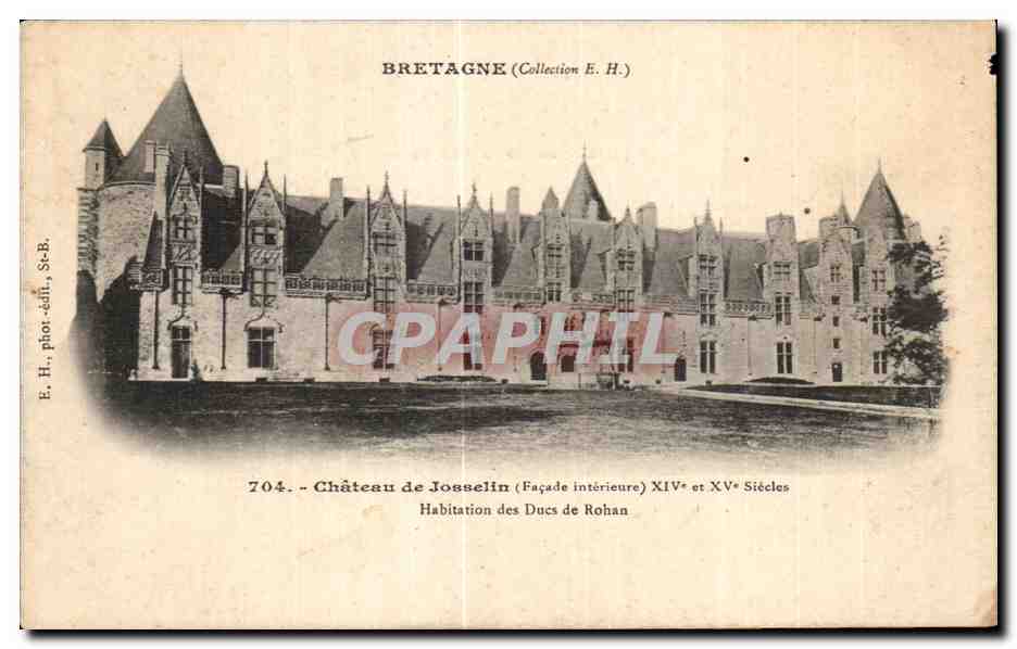 CPA Chateau de Josselin (Facade interieure) XIV et XV Siecles Habitation des Dues de Rohan