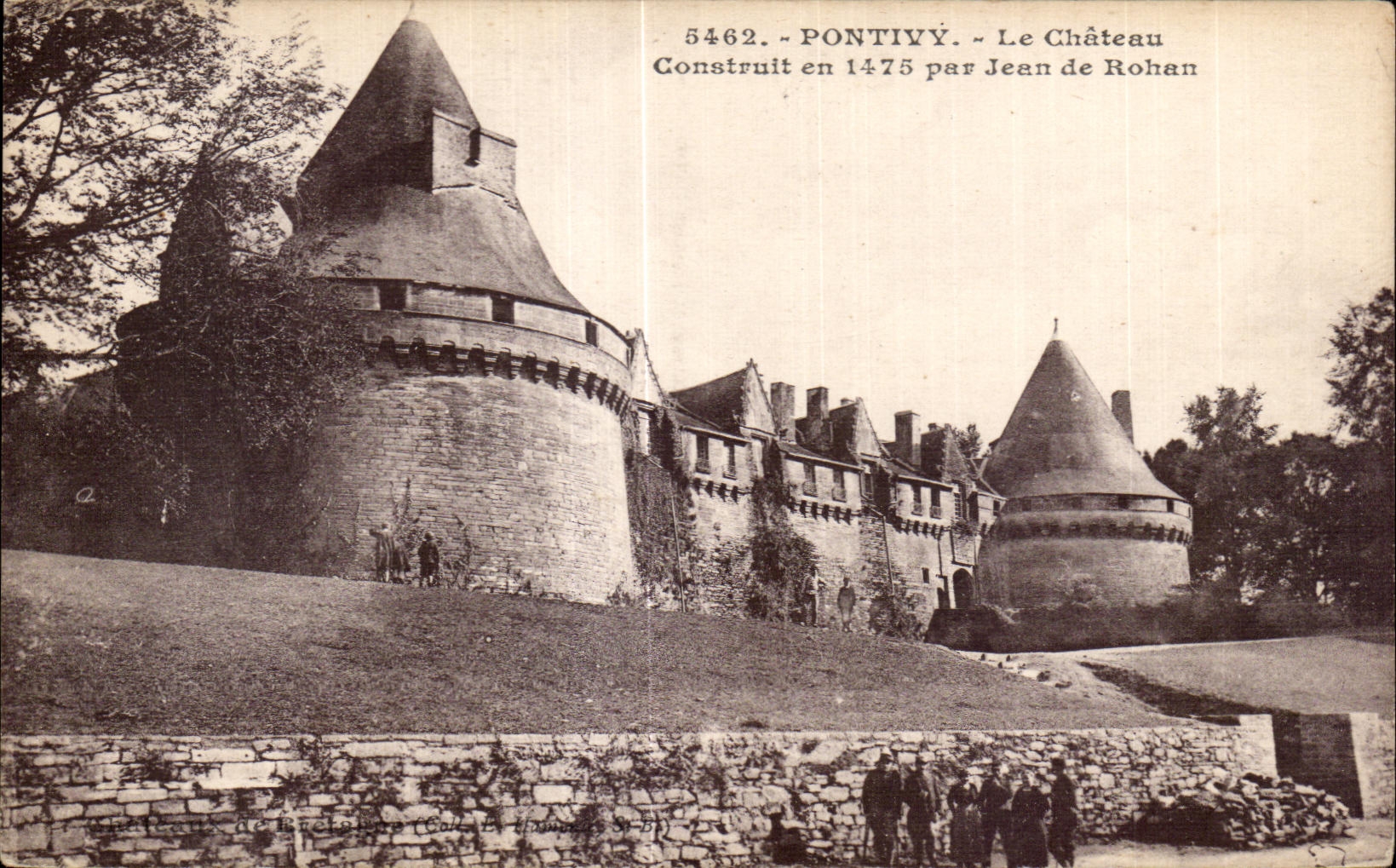 Pontivy - Le Château — Construit en 1475 par Jean de Rohan — série 5462