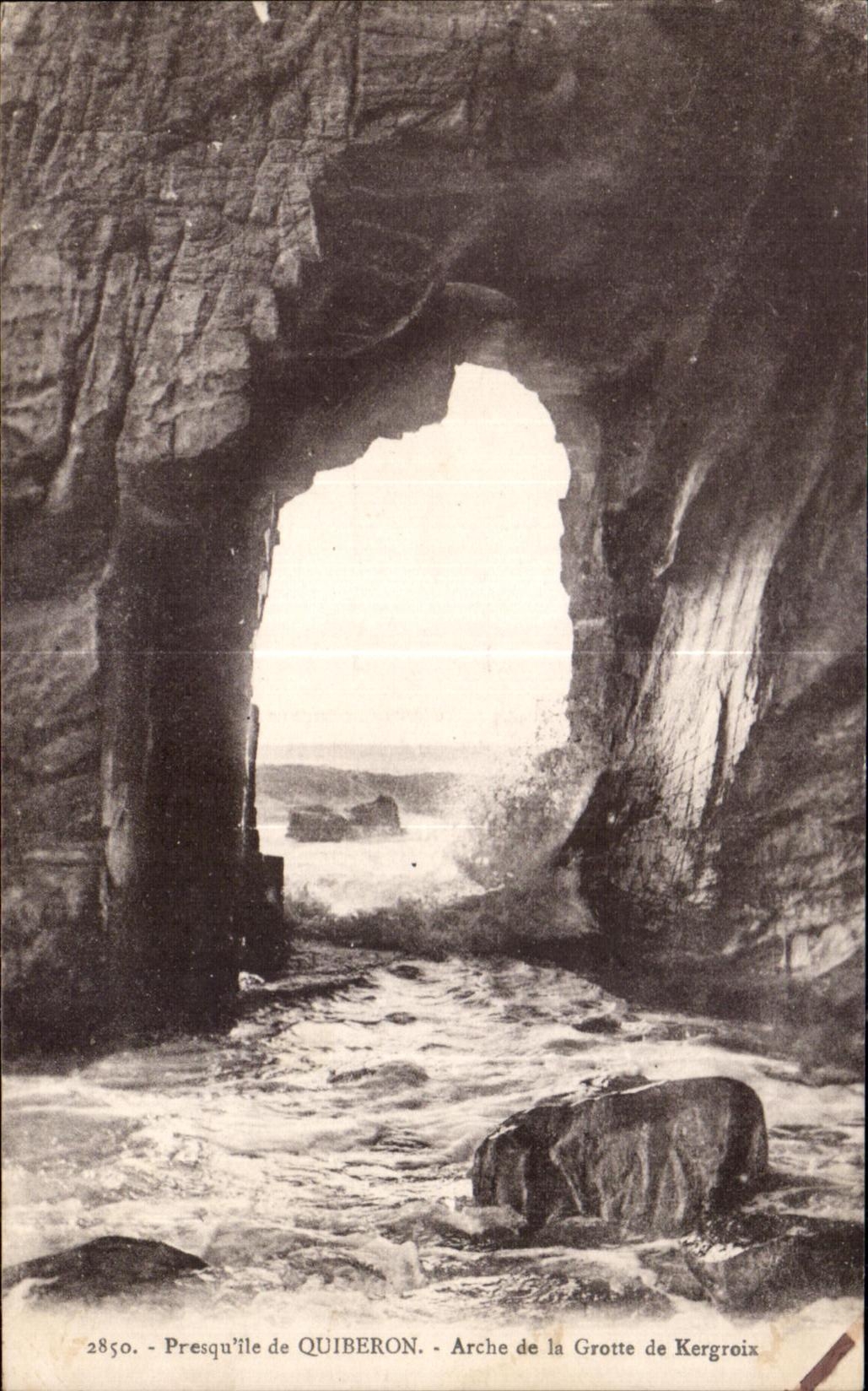 CPA Presquile de Quiberon Arche de ln Grotte de Kergroix