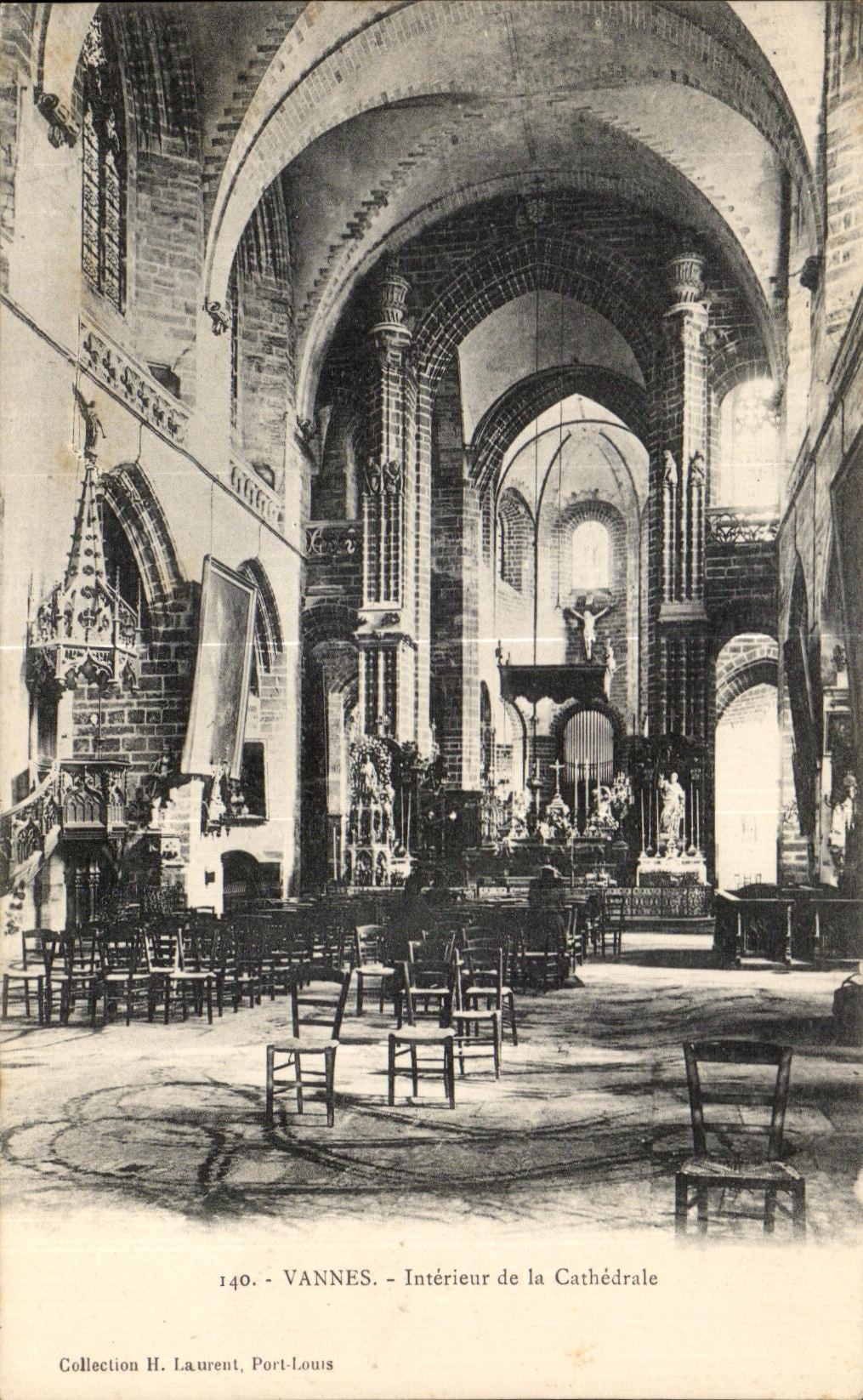 CPA Vannes Interieur de la Cathedrale Orgue