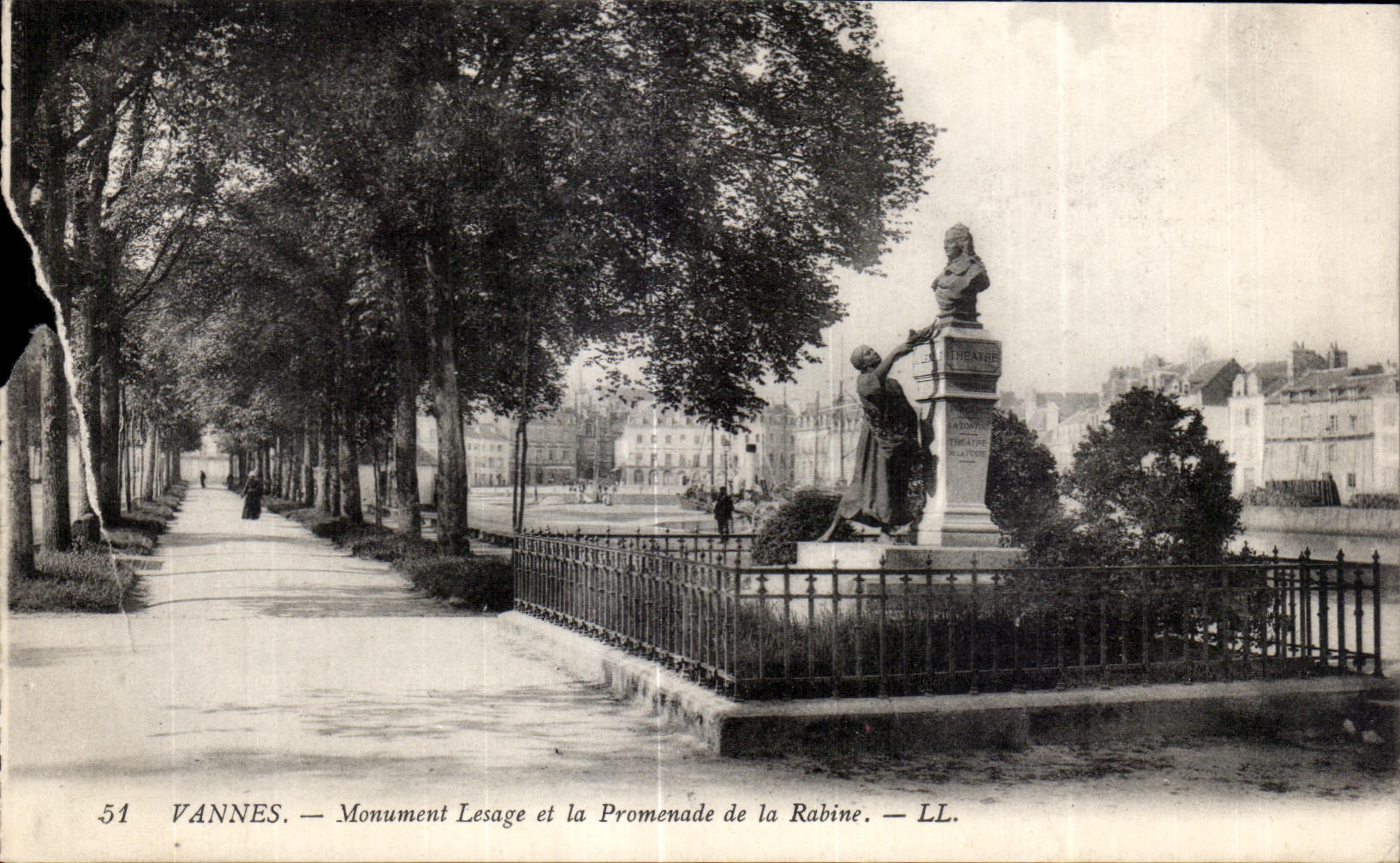 VANNES — Monument Lesage et la Promenade de la Rabine — LL.
