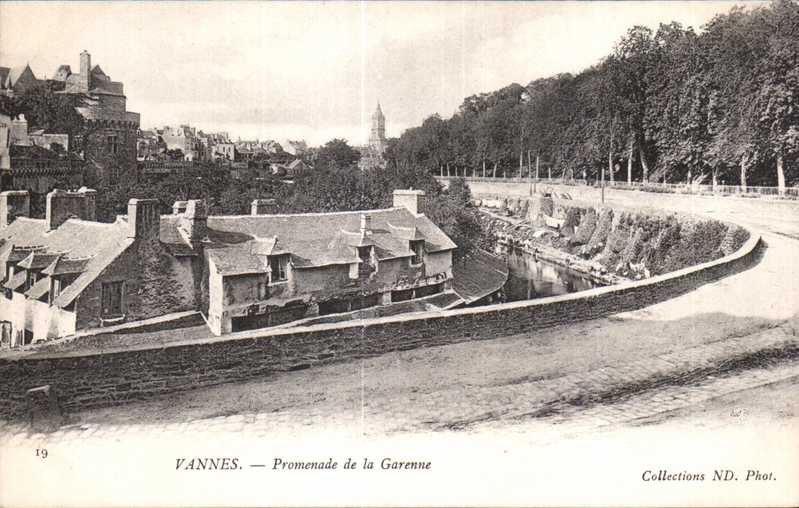 CPA Vannes Promenade de La Garenne