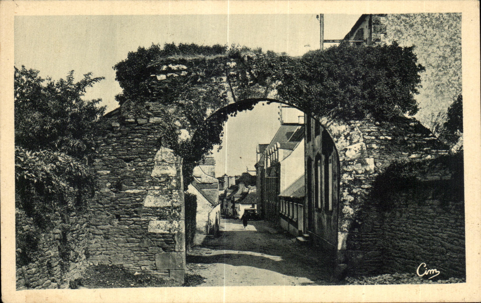 CPA Rochefort en Terre Une Des Vieilles Portes de La Ville