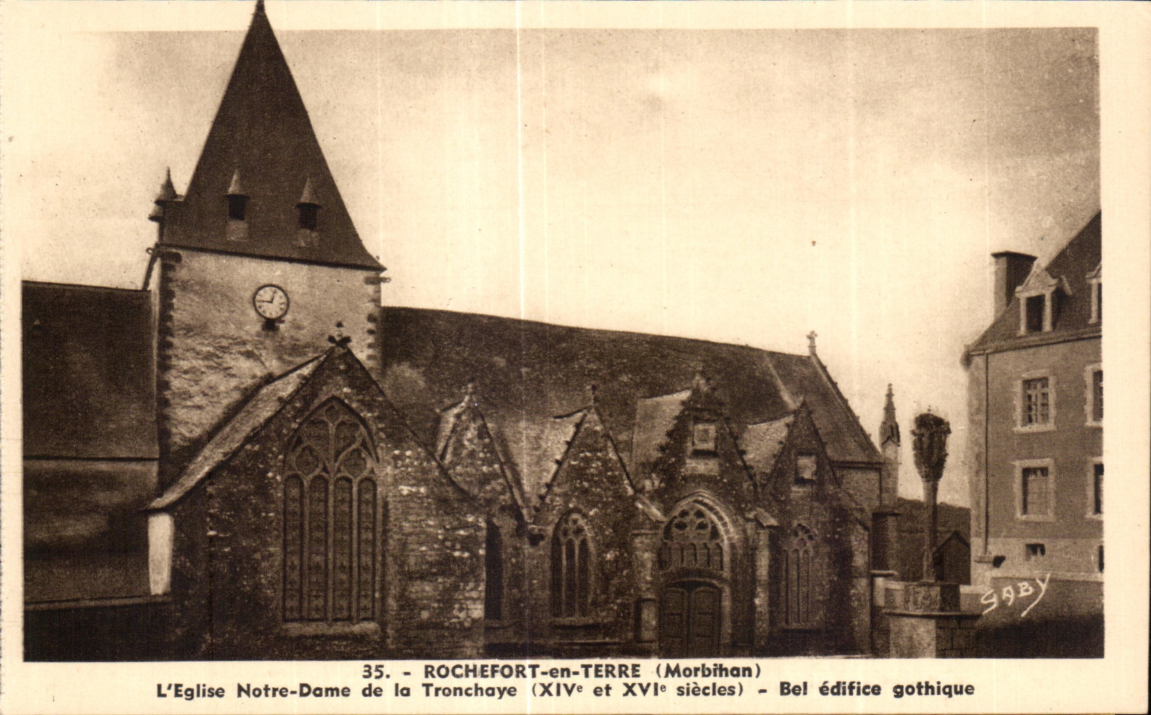 CPA Rochefort en Terre L Eglise Notre Dame de la Tronchaye Bel Edifice Gothique