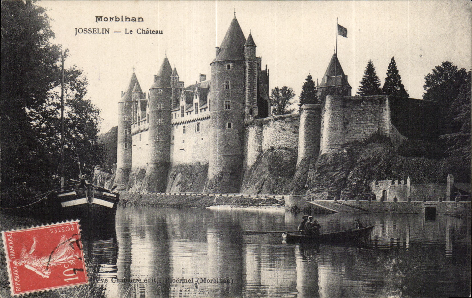 CPA Morbihan Josselin Le Chateau Peniche et barque 