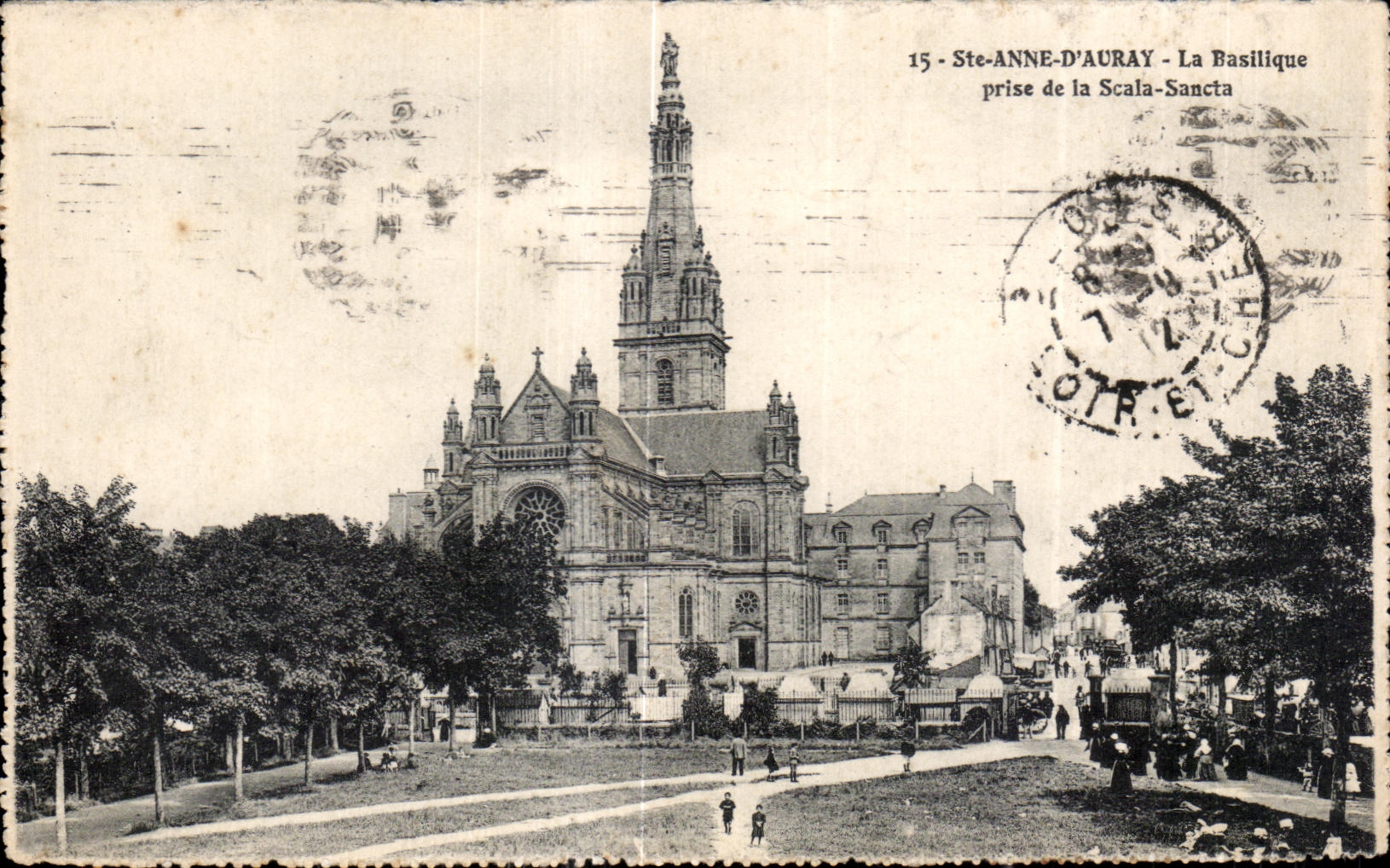 CPA Ste Anne D Auray la Basilique prise de la Scala Sancta