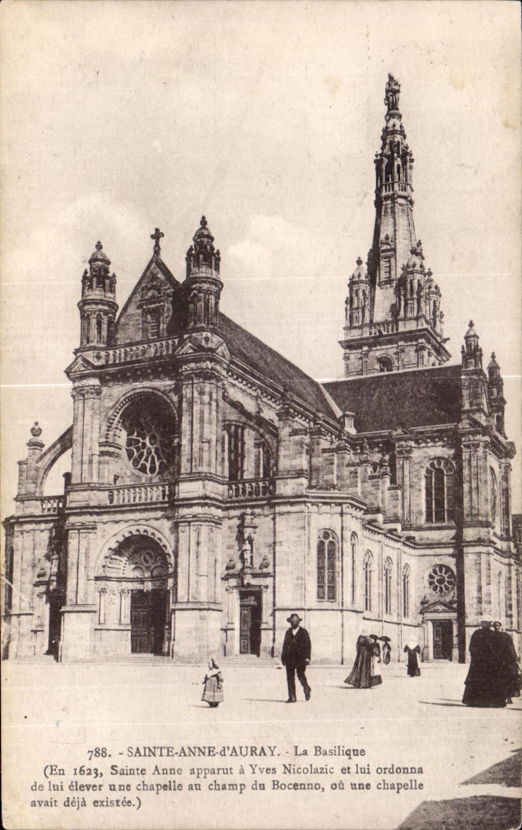 CPA Sainte Anne d Auray La Basilique Sainte Anne apparut a Yves