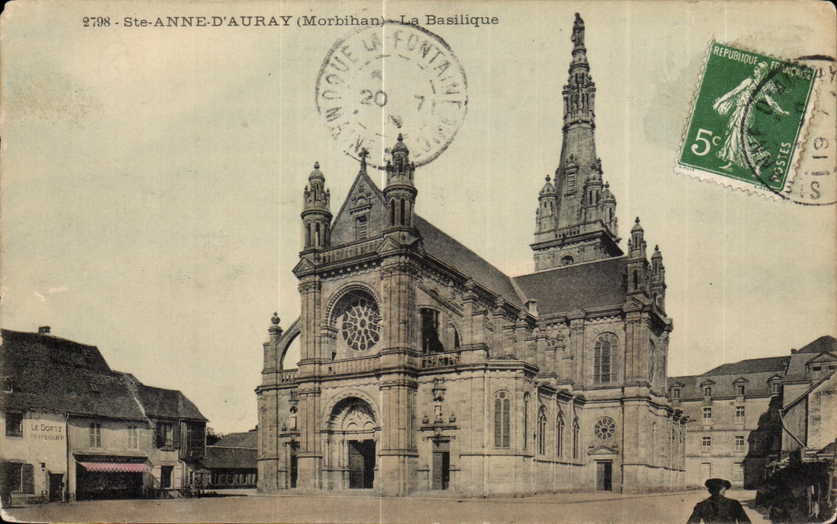 CPA Ste Anne D Auray (Morbihan) La Basilique