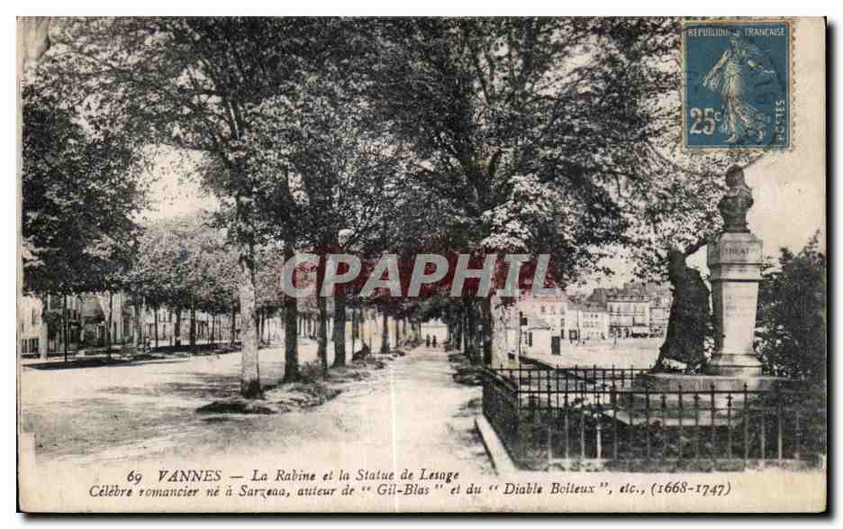CPA Vannes La Rabine et Statue de Lesage Celebre Romancier ne a sarzeaa auteur de Gil Blas