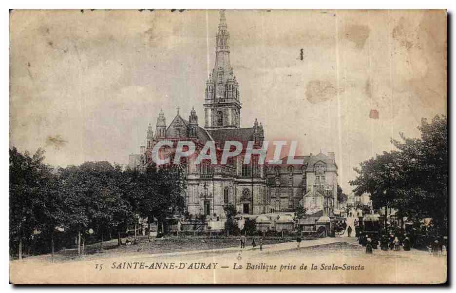 CPA Sainte Anne D Auray Le Basilique prise de la Scale Sancta
