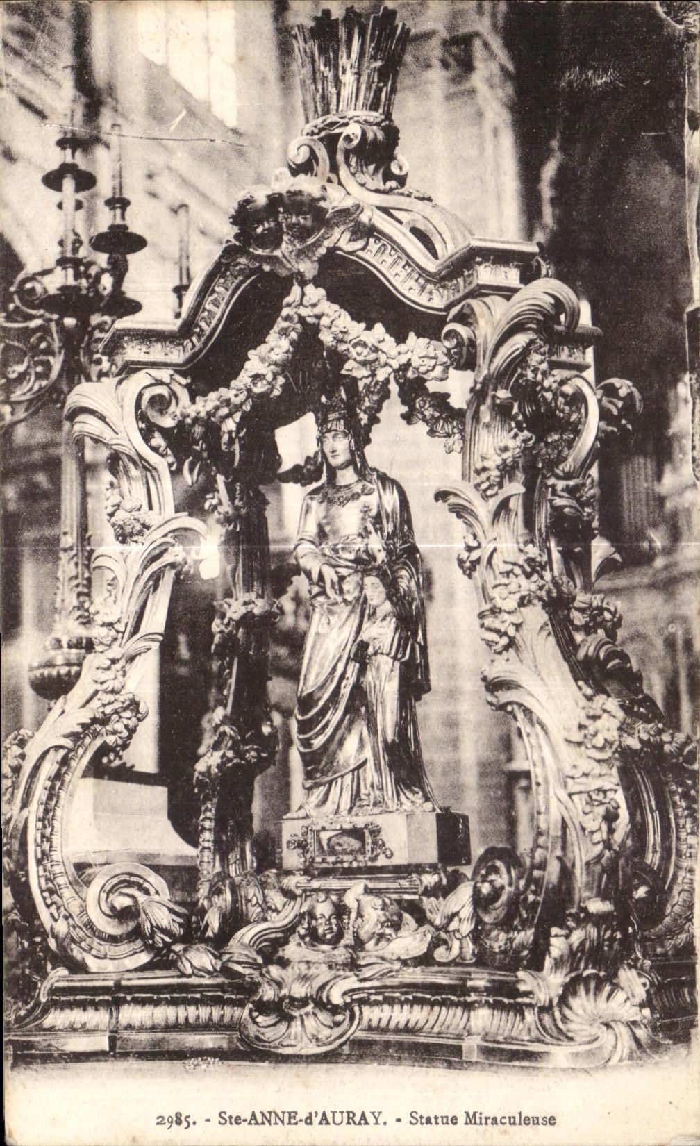 CPA Ste Anne d Auray Statue Miraculeuse