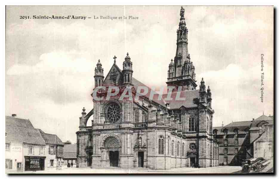 CPA Sainte Anne d Auray La Basilique et la Place