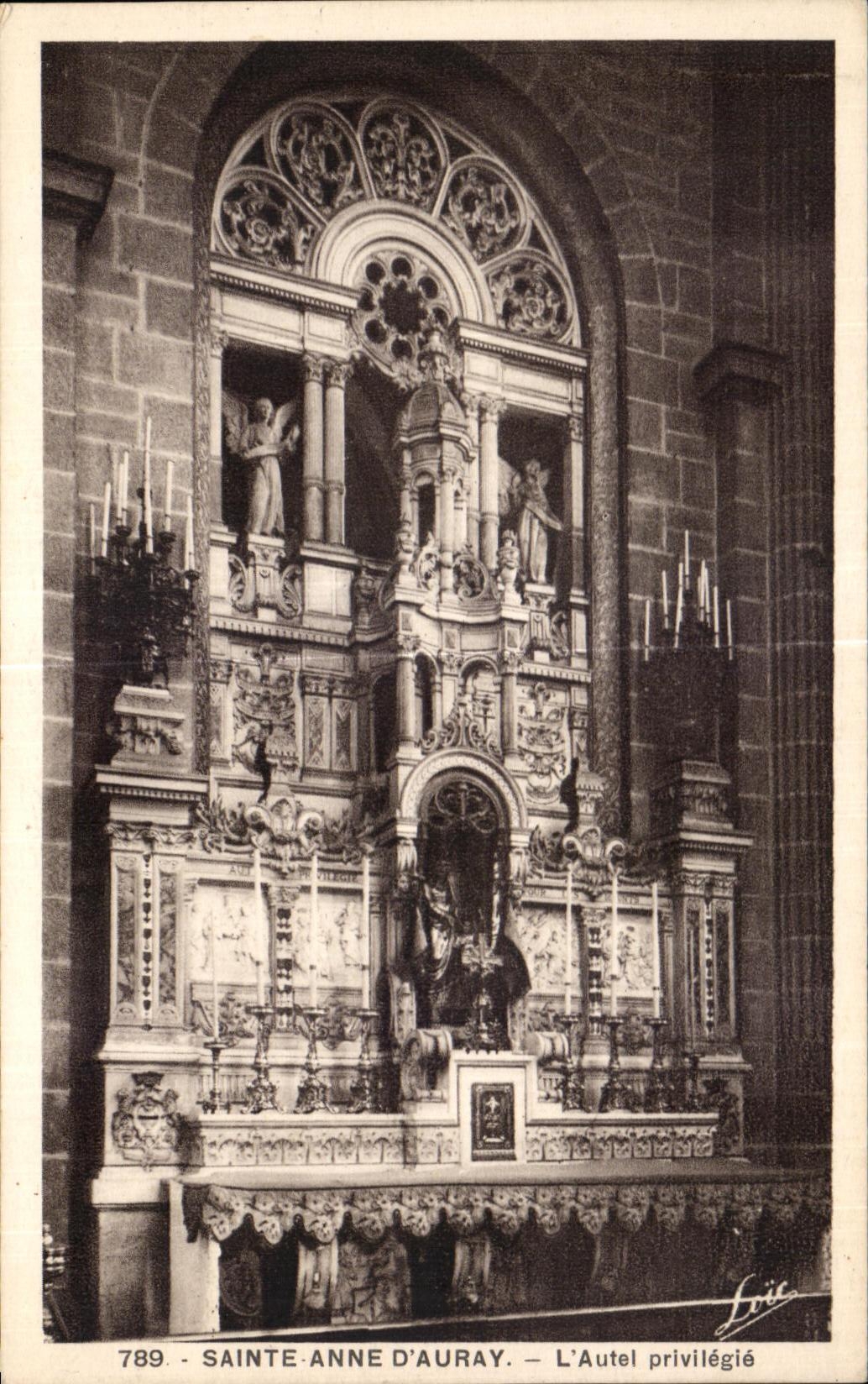CPA Ste Anne d Auray L Autel Privilegie
