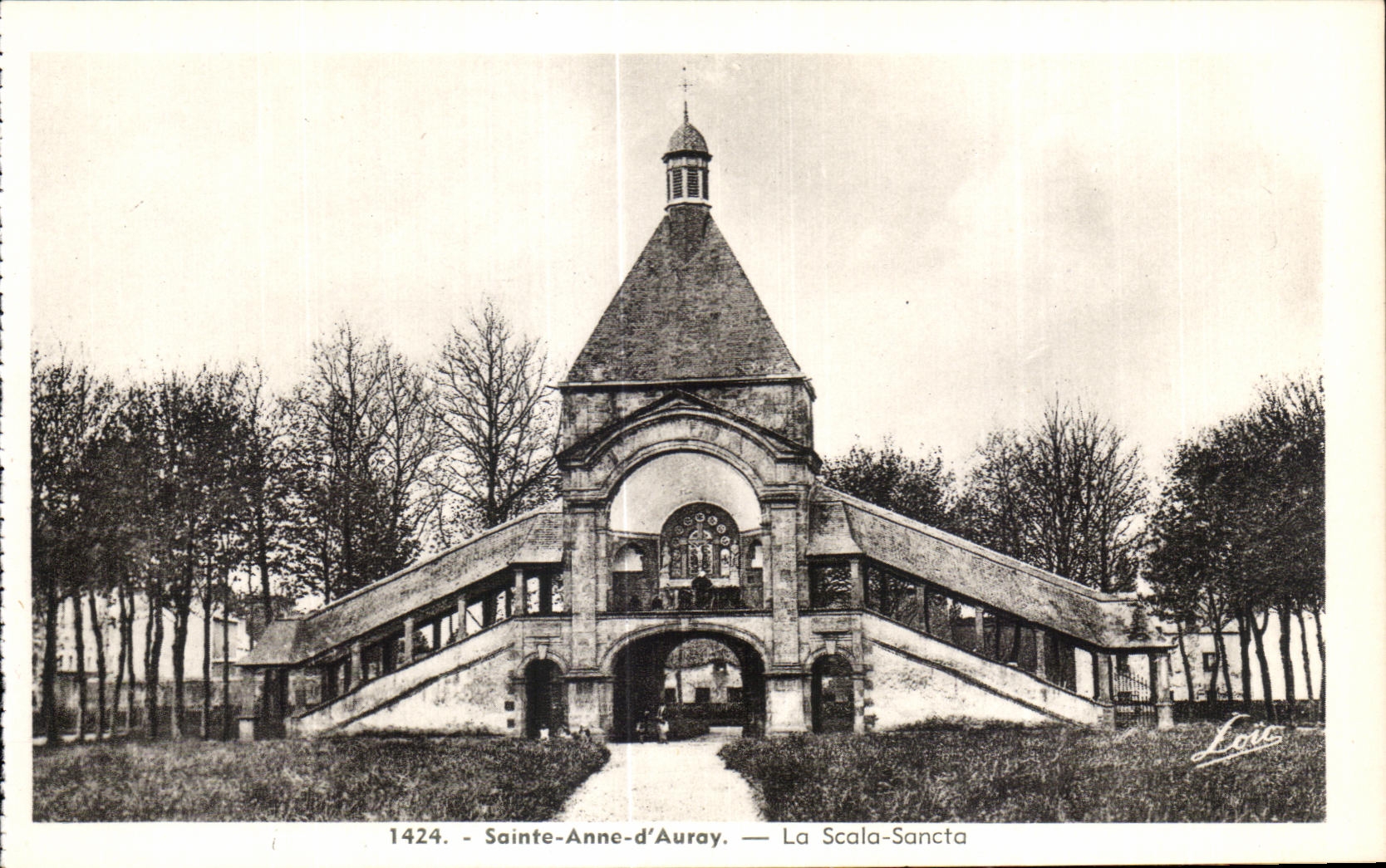 CPA Ste Anne d Auray Le Scala Sancta