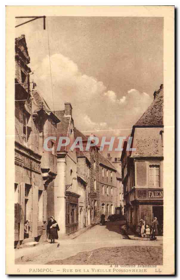 CPA Paimpol Rue De La Vieille Poissonnerie