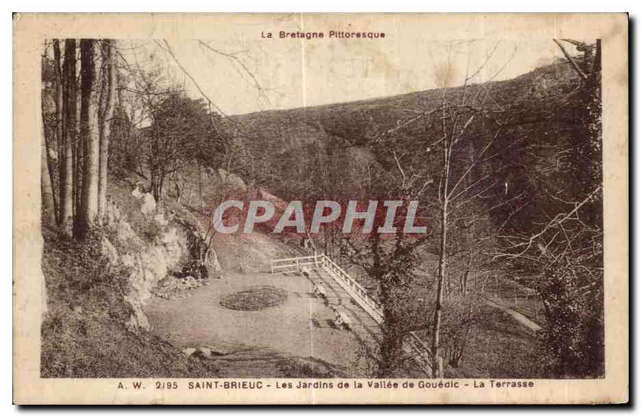 CPA Saint Brieuc Les Jardins de la Vallee de Gouedic La Terrasse