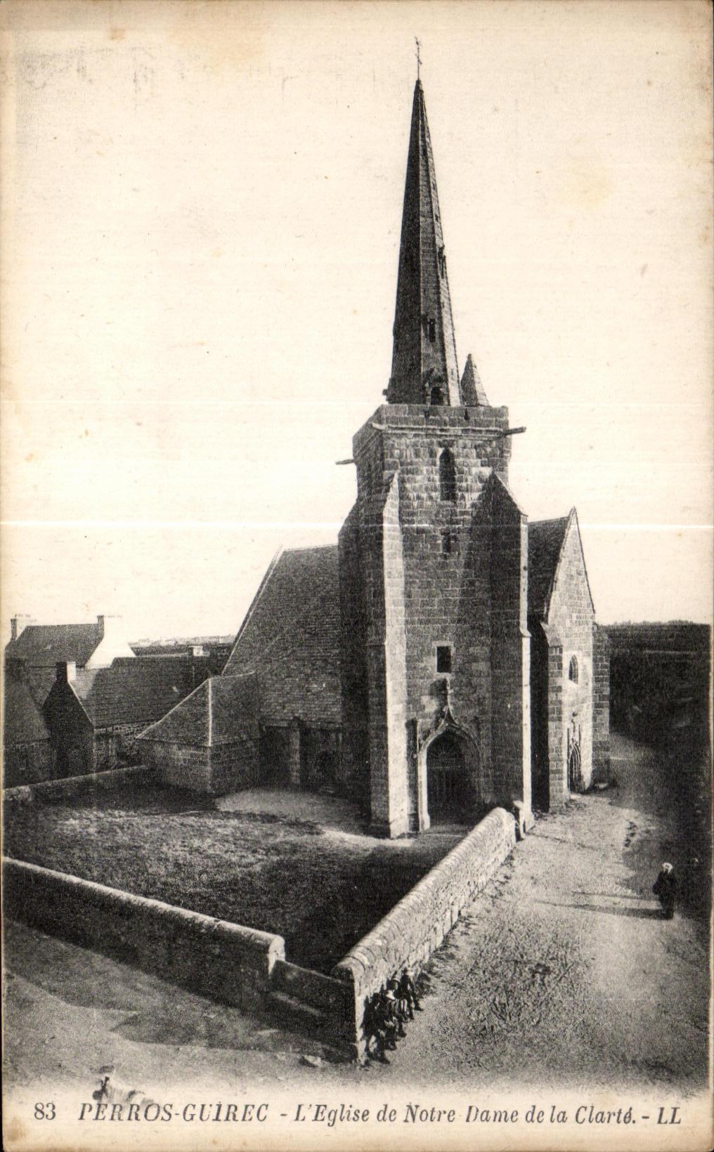 Perros-Guirec - L'Église Notre-Dame de la Clarté - LL
