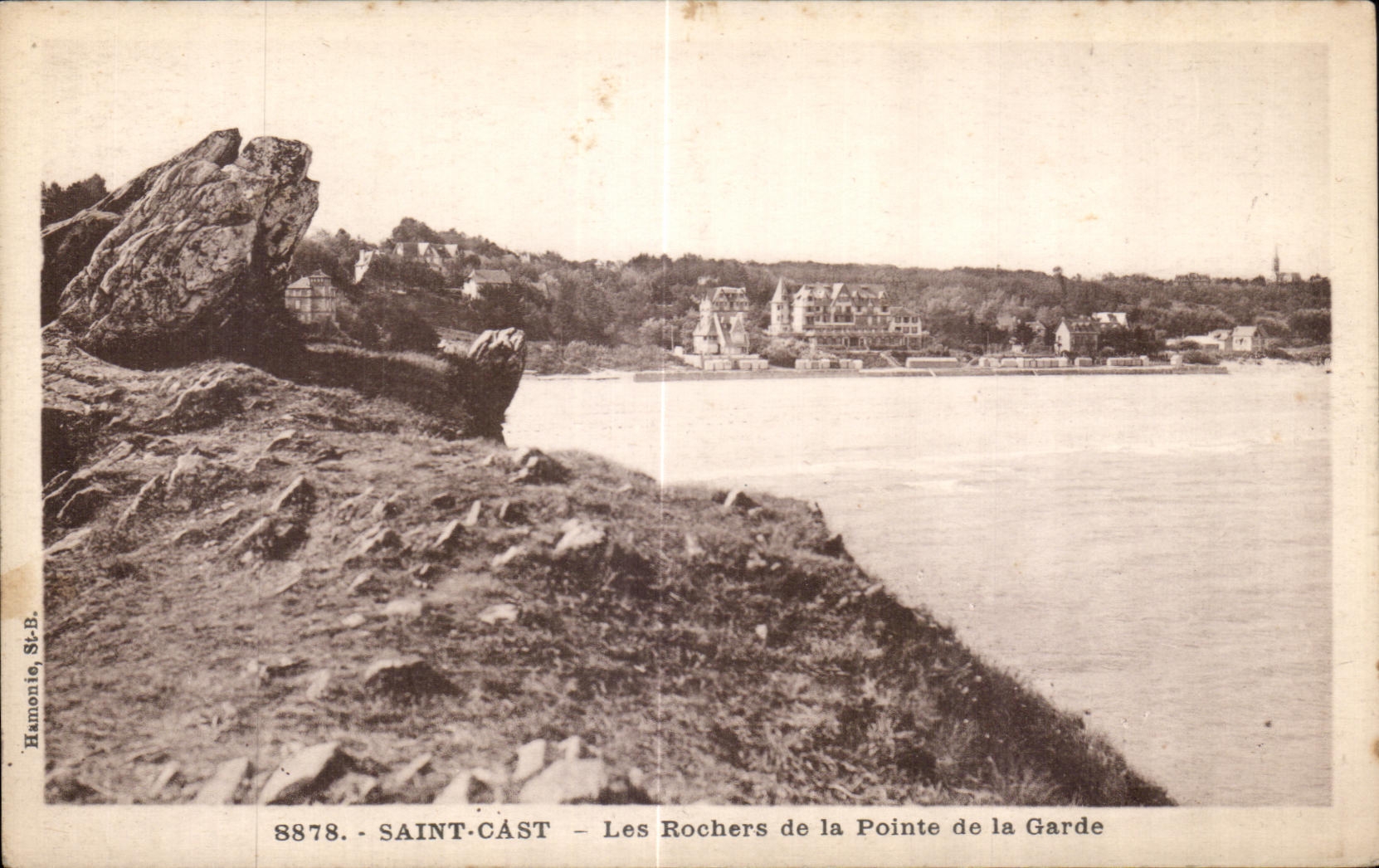 CPA Saint Cast Les Les Rochers de la Pointe de la Garde