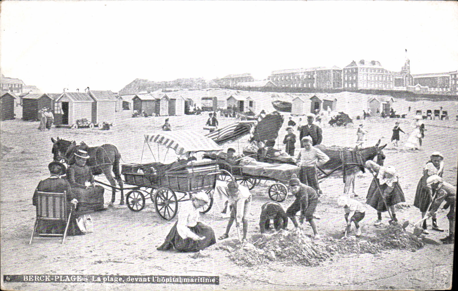 CPA Berck Plage La Plage devant l hopital maritime
