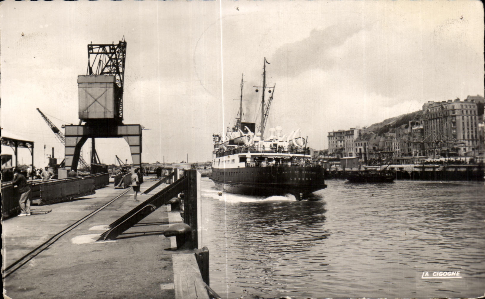 Arrivée du bateau « La Cigogne » — Boulogne-sur-Mer — Éditions La Cigogne, n°09021