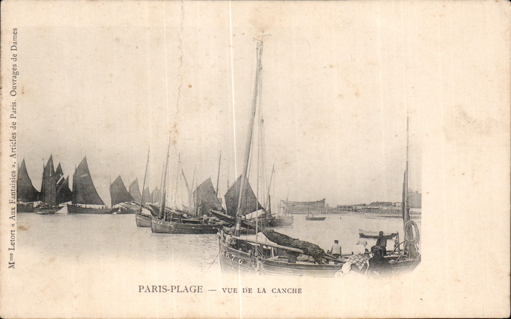 CPA Paris Plage Vue de la Canche Bateaux