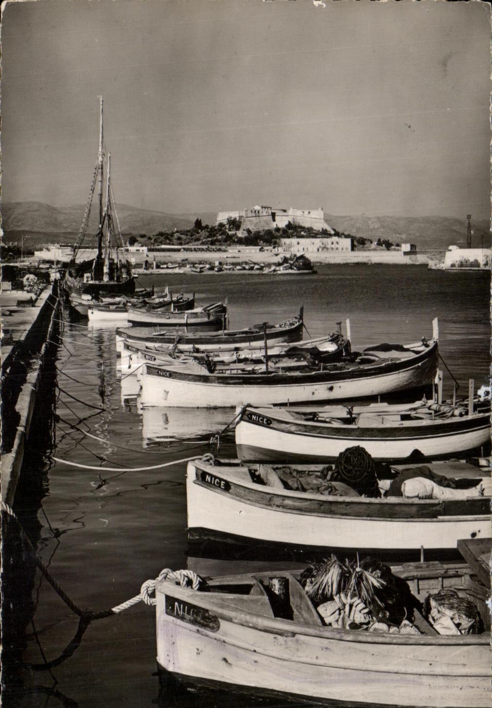 Port de Nice — Fort Carré — Éditions « Wilco »