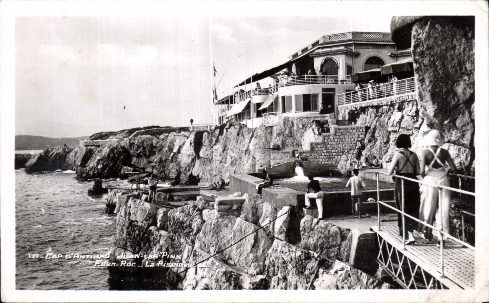 CPA Antibes Eden Roc La piscine 