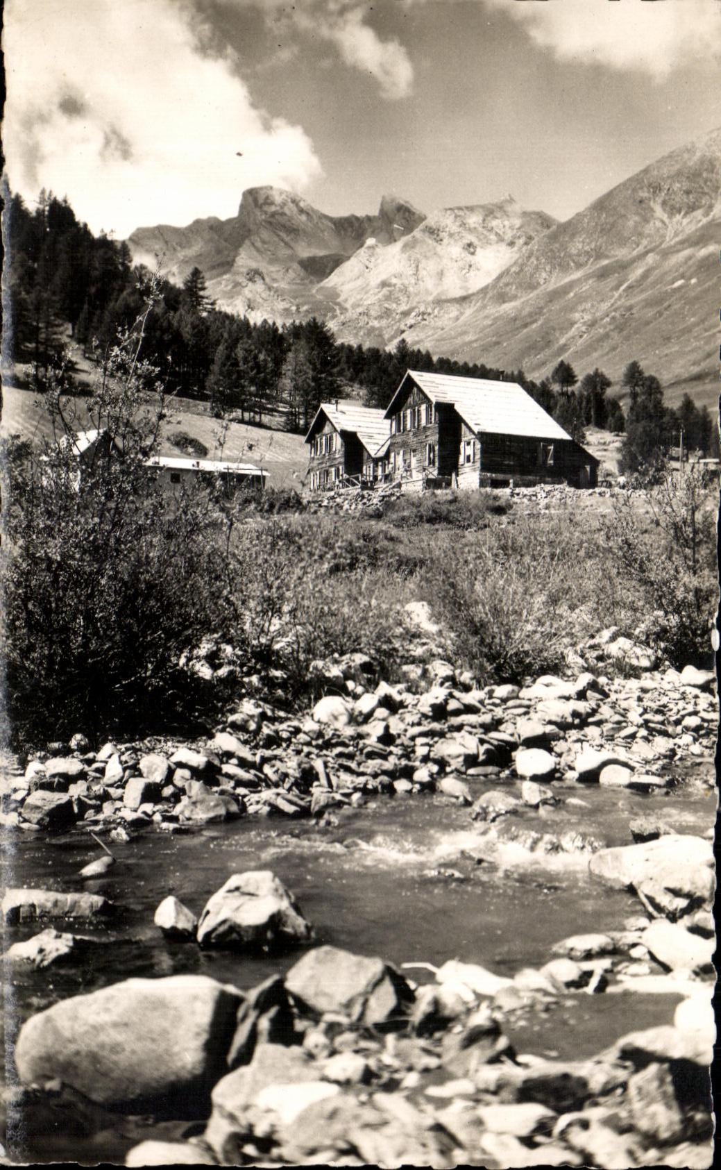 Auberge de Jeunesse F.F.A.J. — La Foux d'Allos (B.A.) alt. 1850 m — Éditions de France